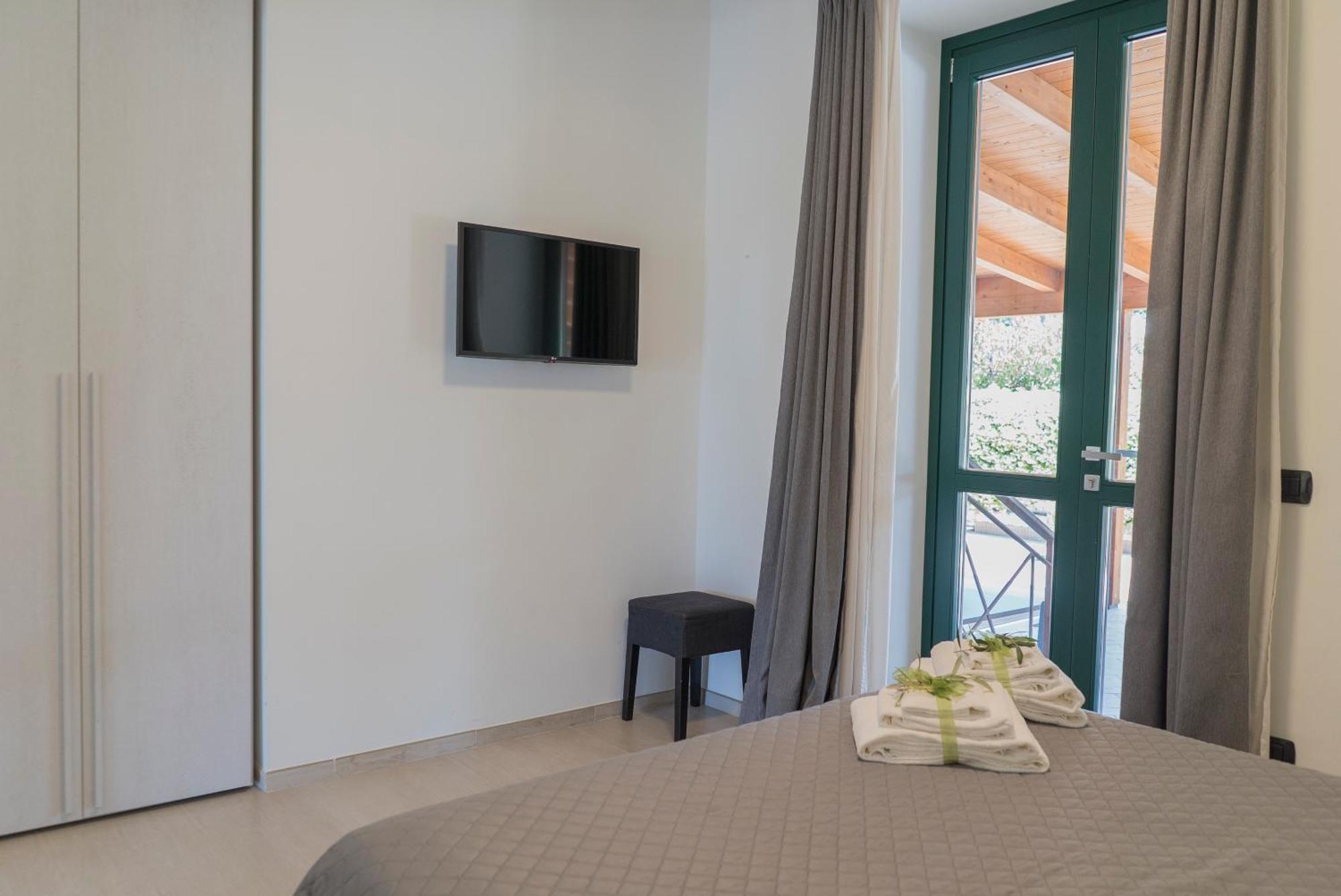 Terra Di Vento Bed & Breakfast Montecorvino Pugliano Bilik gambar